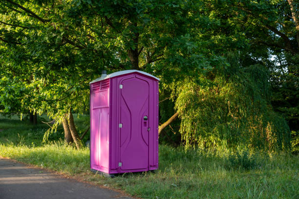 Best Porta potty delivery and setup  in East Bakersfield, CA